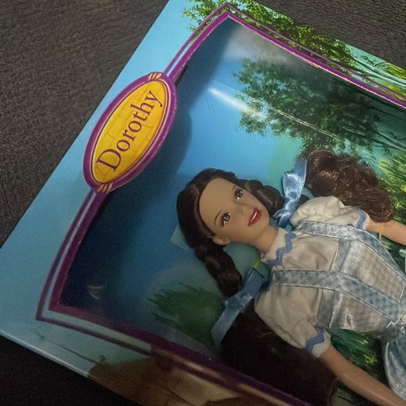 Vintage Dorothy, Wizard of Oz, collectible BARBIE 2006 Pink Label, original box - Picture 6 of 16
